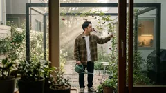 春の庭に「チョコ＋バニラ」の香り？チョコレートバイン（アケビア・キナタ）の育て方と向き不向き